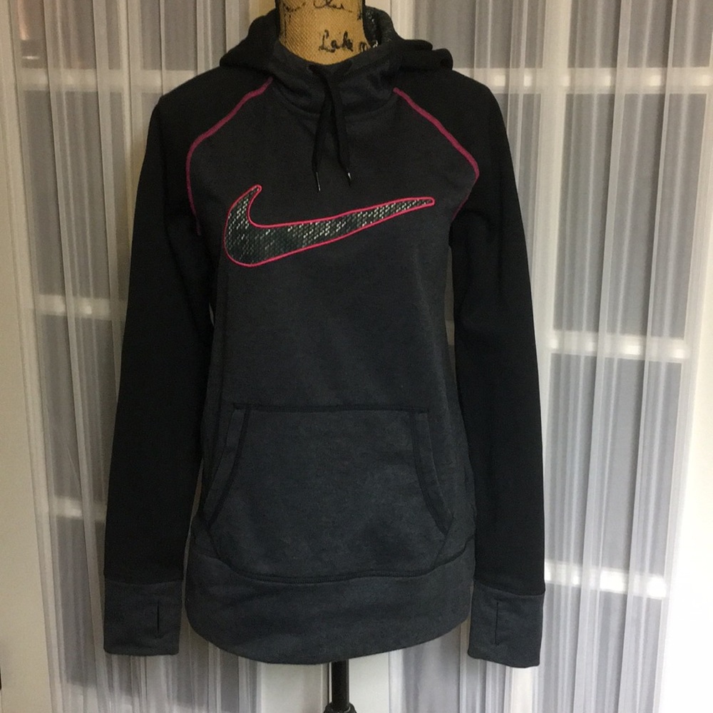 Nike Therma-Fit Sweatshirt